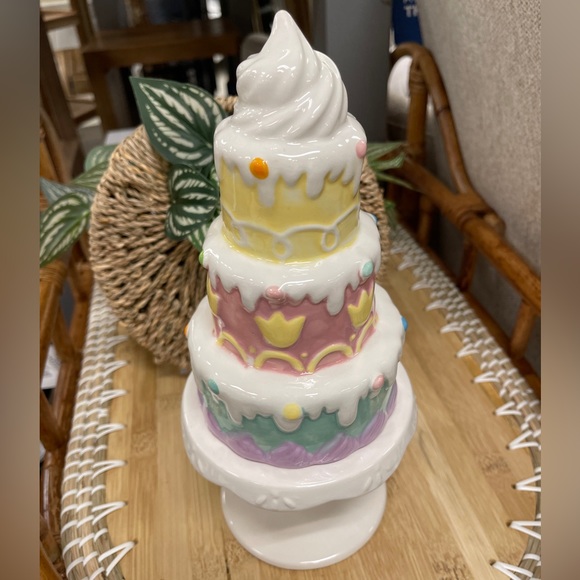Cupcakes and Cashmere Easter Mini tiered decorative Ceramic Cake on Pedestal NWT - Picture 1 of 7